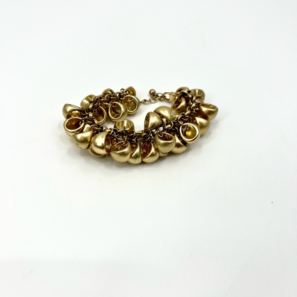 Lia Sophia Cha Cha Cha Gold Tone Chuncky Charm Bracelet - Picture 8 of 8